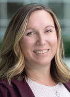 MaryJane Thomas headshot.